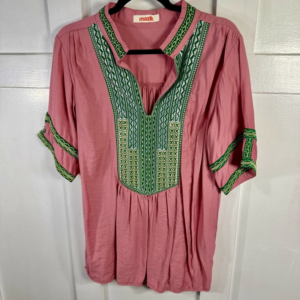 MAZIK Pink Embroidered Tunic Top Short Sleeve V Neck Pleated Womens Size S